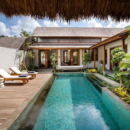 Bumbak Park Villas By Nakula Canggu Esterno foto